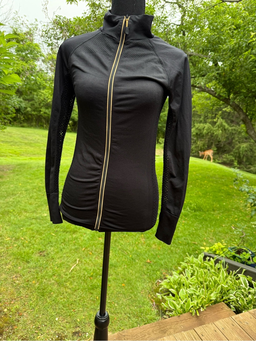 Women’s Black Zip-Front Active Jacket Bebe brand size S pre-owned with free gift - Picture 11 of 16